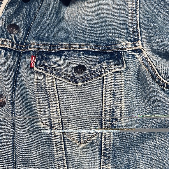 NWT Levis Mens Sherpa Jacket Denim Trucker Jacket Light Wash 163650044 Small - Picture 4 of 11